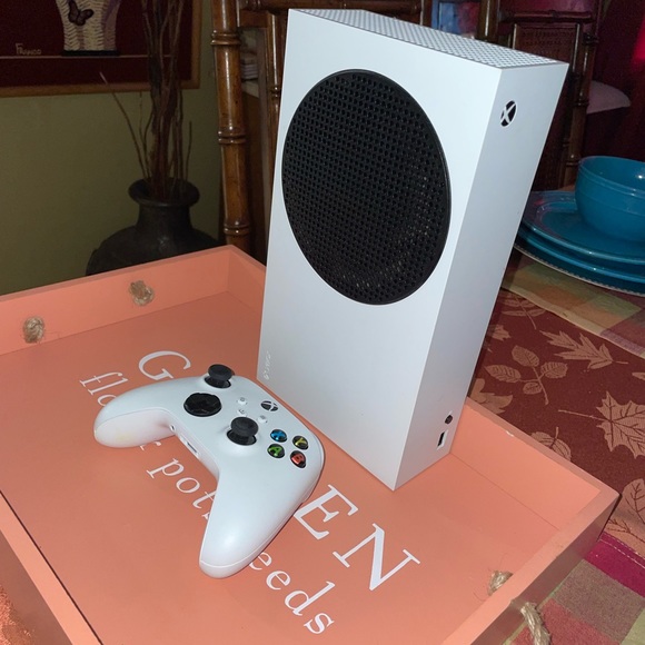 X box All Digital Console 👾🕹️ - Picture 2 of 3